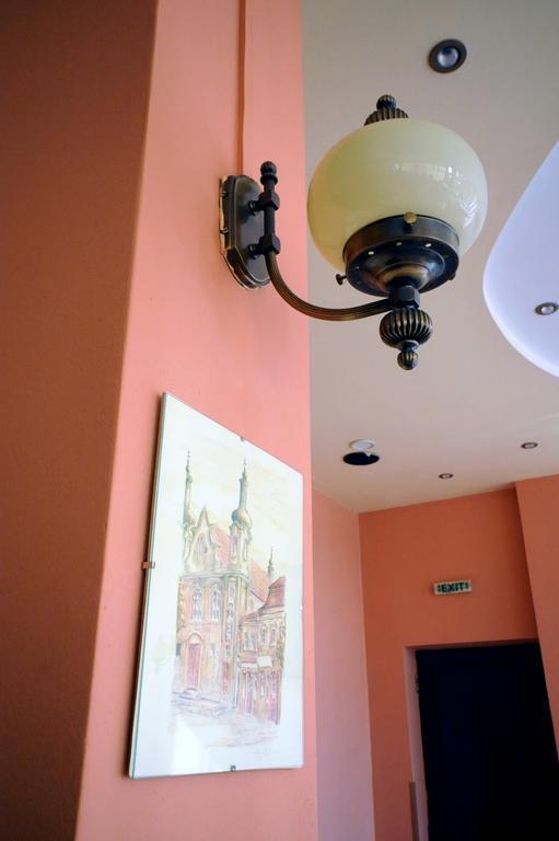 Hotel Everest Târgu-Mureş Esterno foto